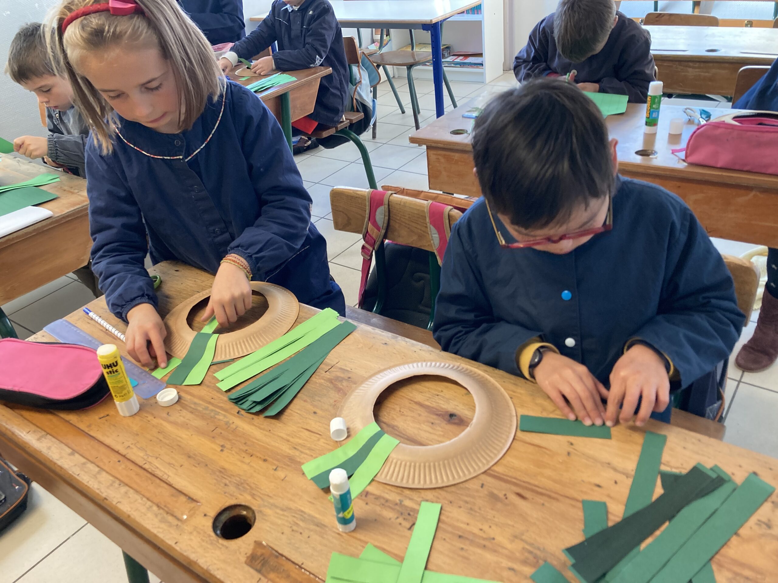 Bricolage de Noël en CE2 Cours Notre Dame de Rumengol Brest